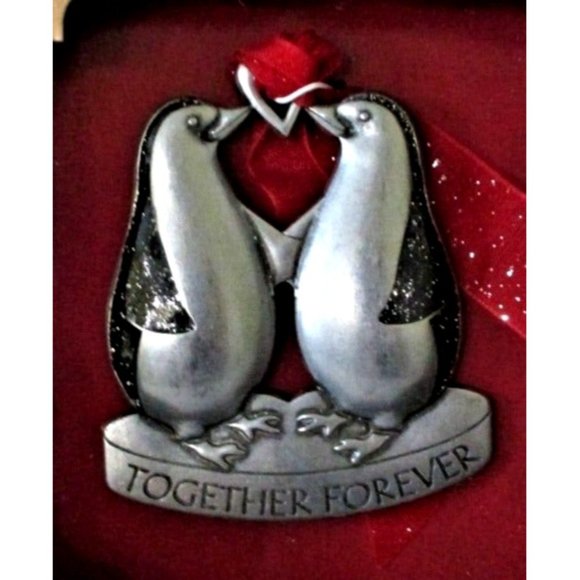 Penguin Together Forever Christmas Ornament Gloria Duchin NIP - Picture 1 of 3
